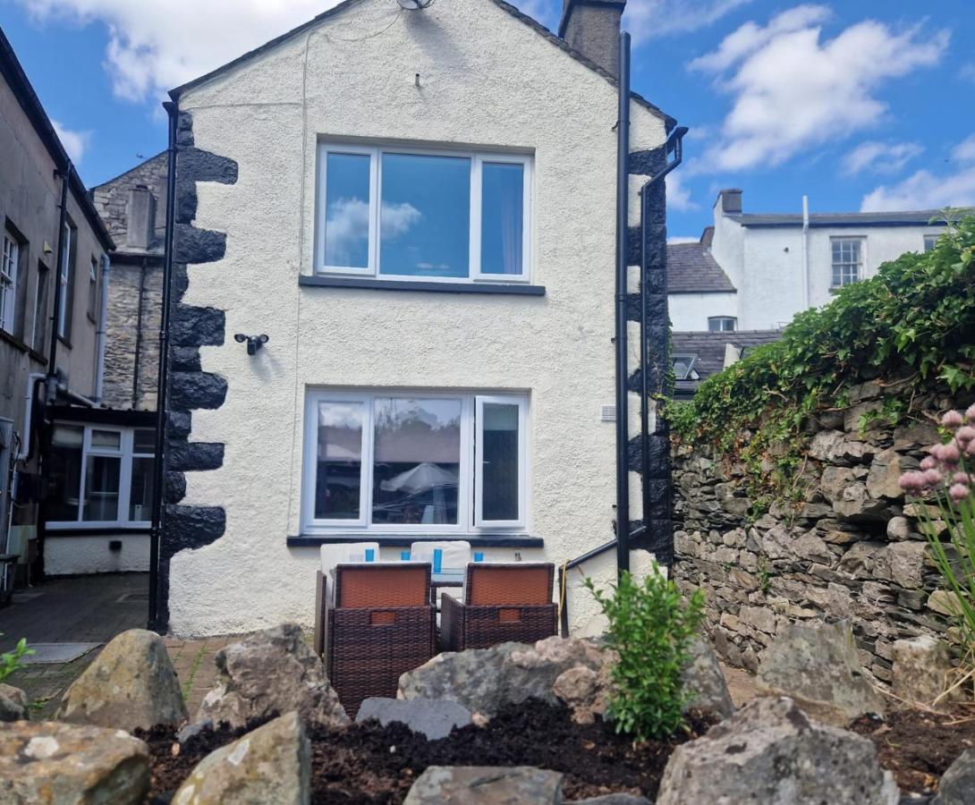 Courtyard Cottage Cartmel Exterior photo